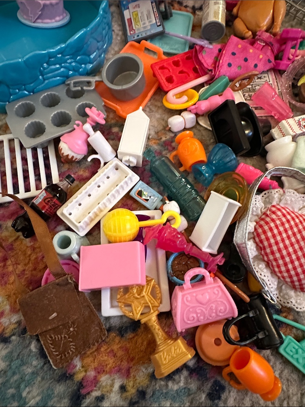 Mattel Barbie Doll Accessory and Clothing Lot - Picture 3 of 9